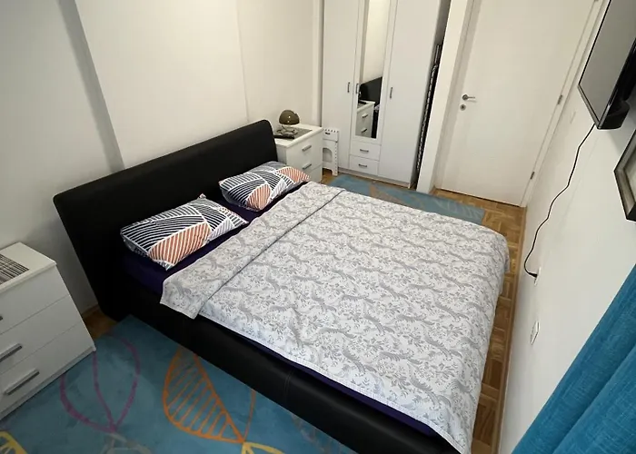 Apartament Modern Nearby Downtown & Peaceful Forest Park *